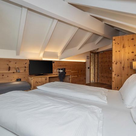 Hotel Ravelli Luxury Spa Mezzana  Εξωτερικό φωτογραφία