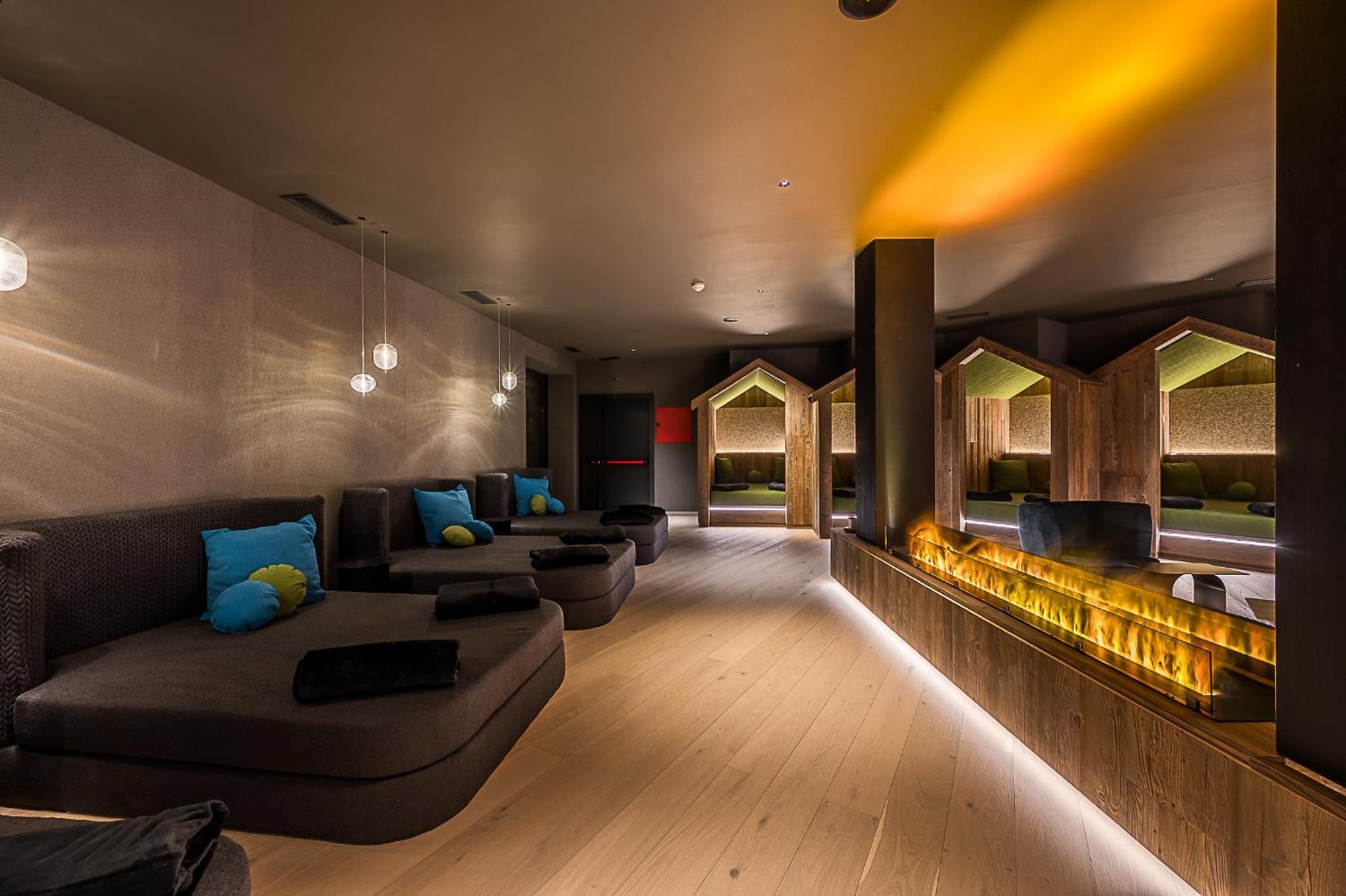 Hotel Ravelli Luxury Spa Mezzana  Εξωτερικό φωτογραφία