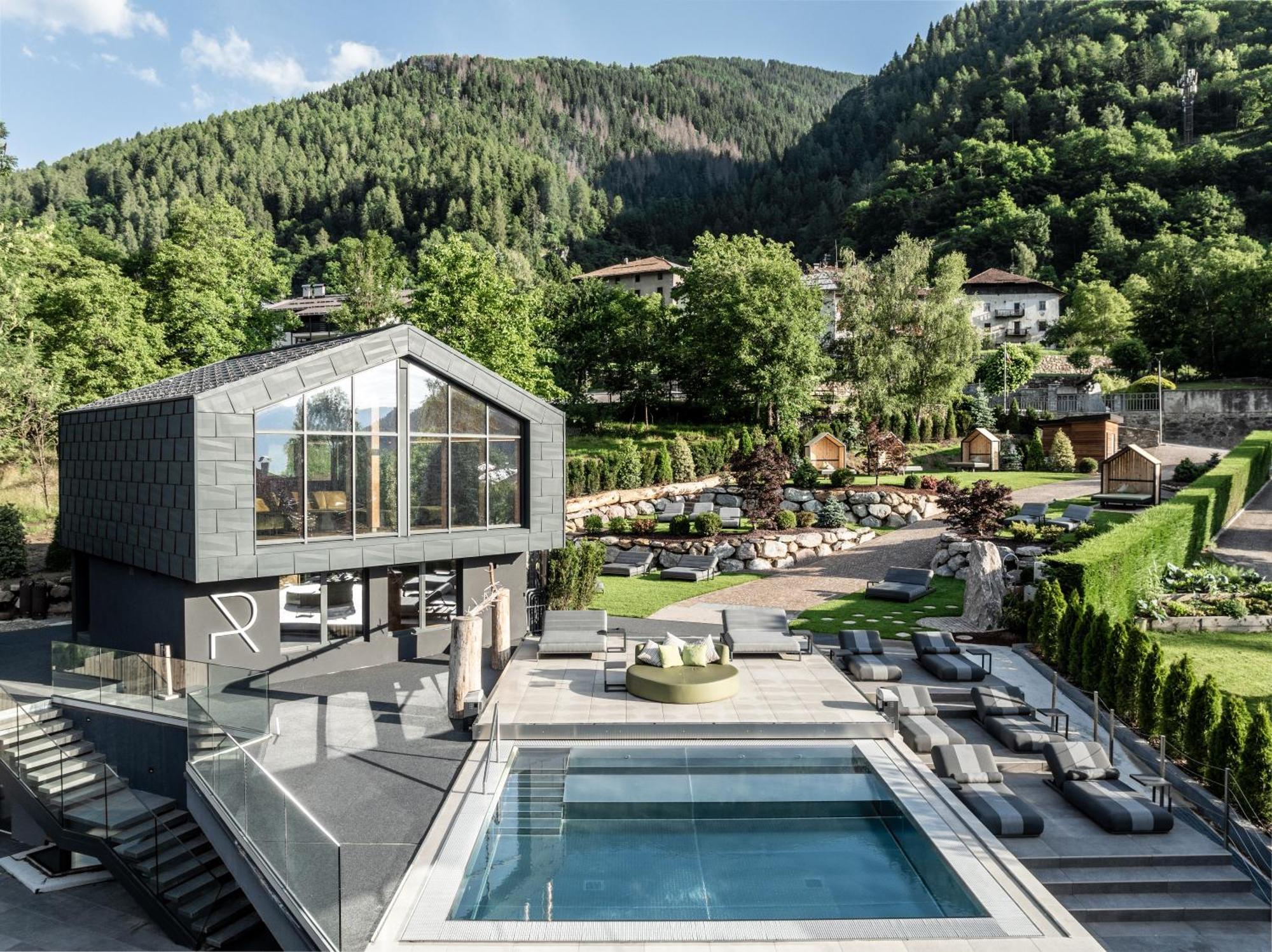 Hotel Ravelli Luxury Spa Mezzana  Εξωτερικό φωτογραφία