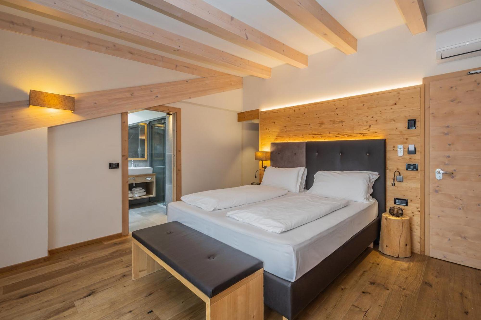 Hotel Ravelli Luxury Spa Mezzana  Εξωτερικό φωτογραφία